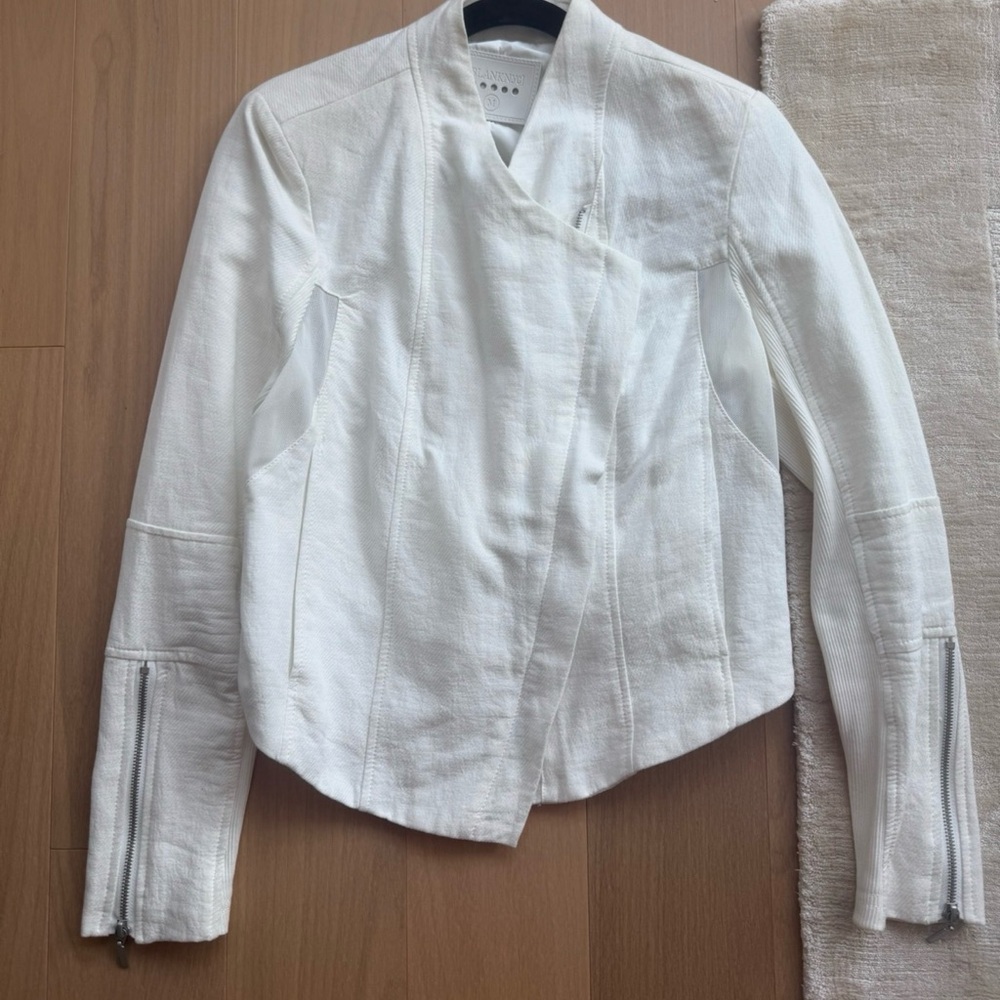 Blank NYC jacket blazer Sz medium. Euc
